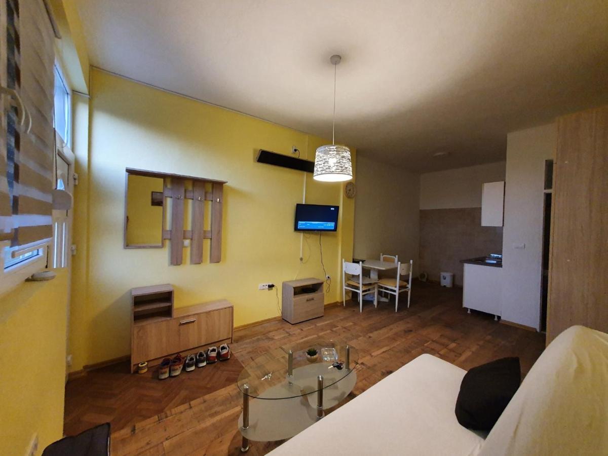 Apartmani Sarti Banja Luka Ngoại thất bức ảnh